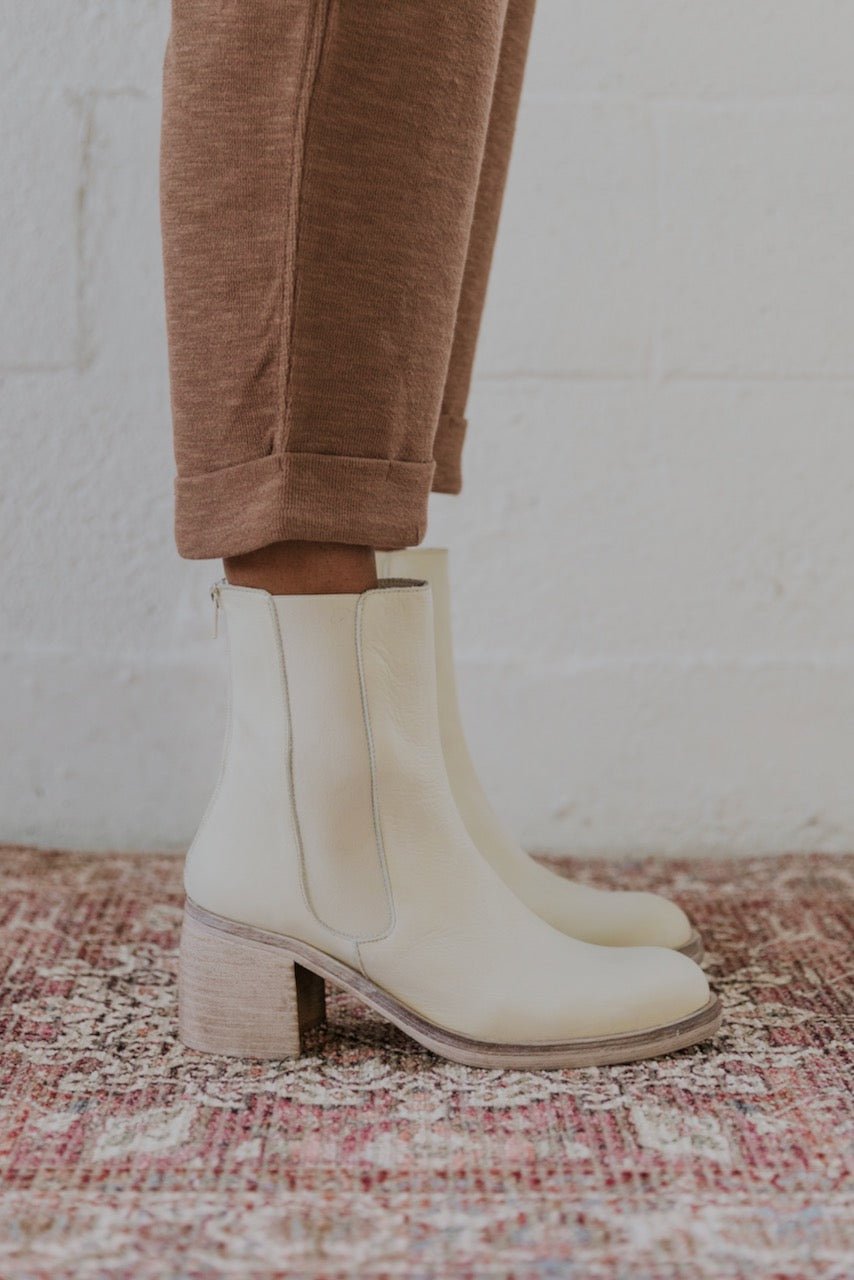 Free People Essential Chelsea Boots - Mack & Harvie
