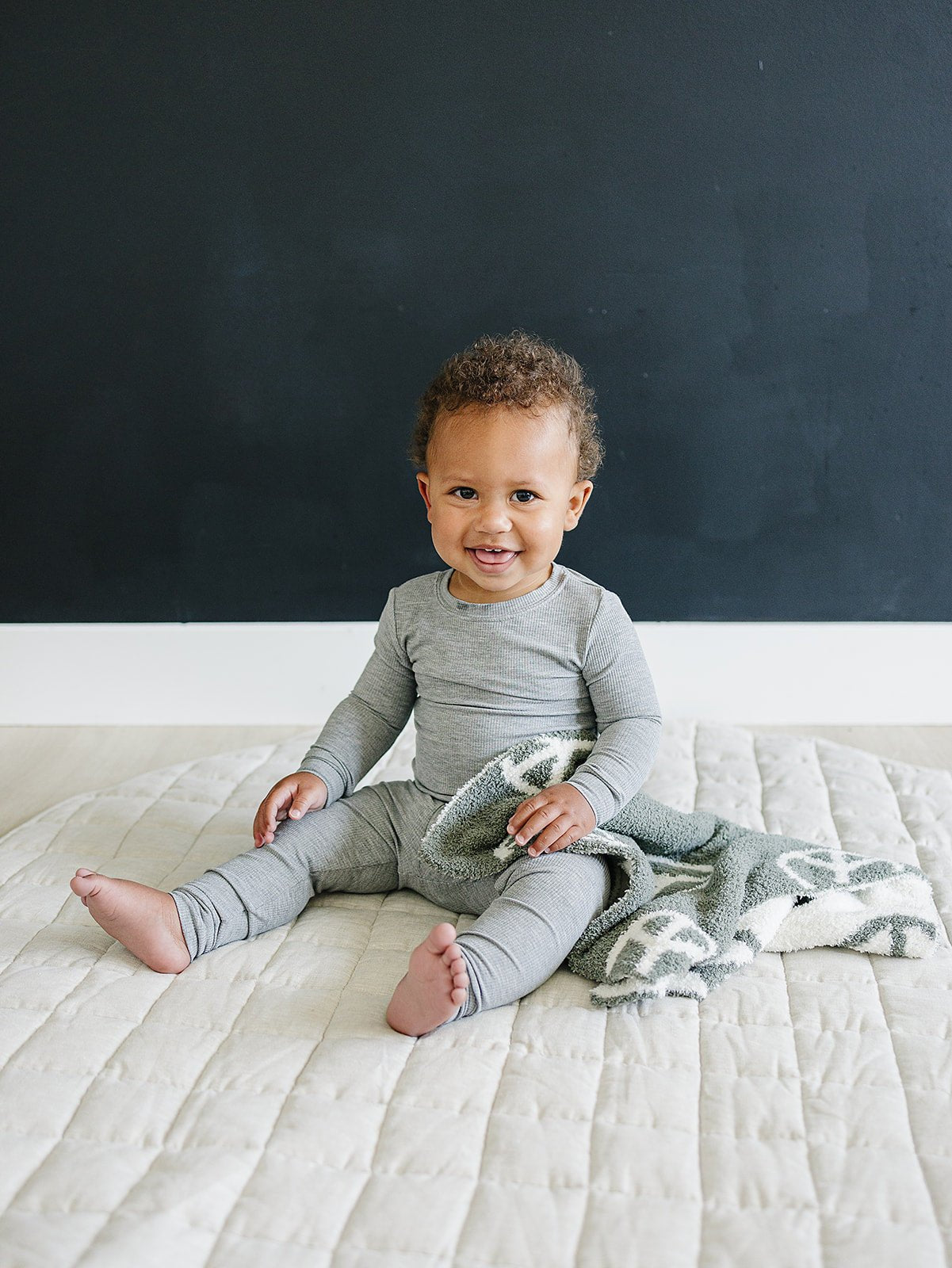Heather Grey Ribbed Bamboo Cozy Set - Mack & Harvie