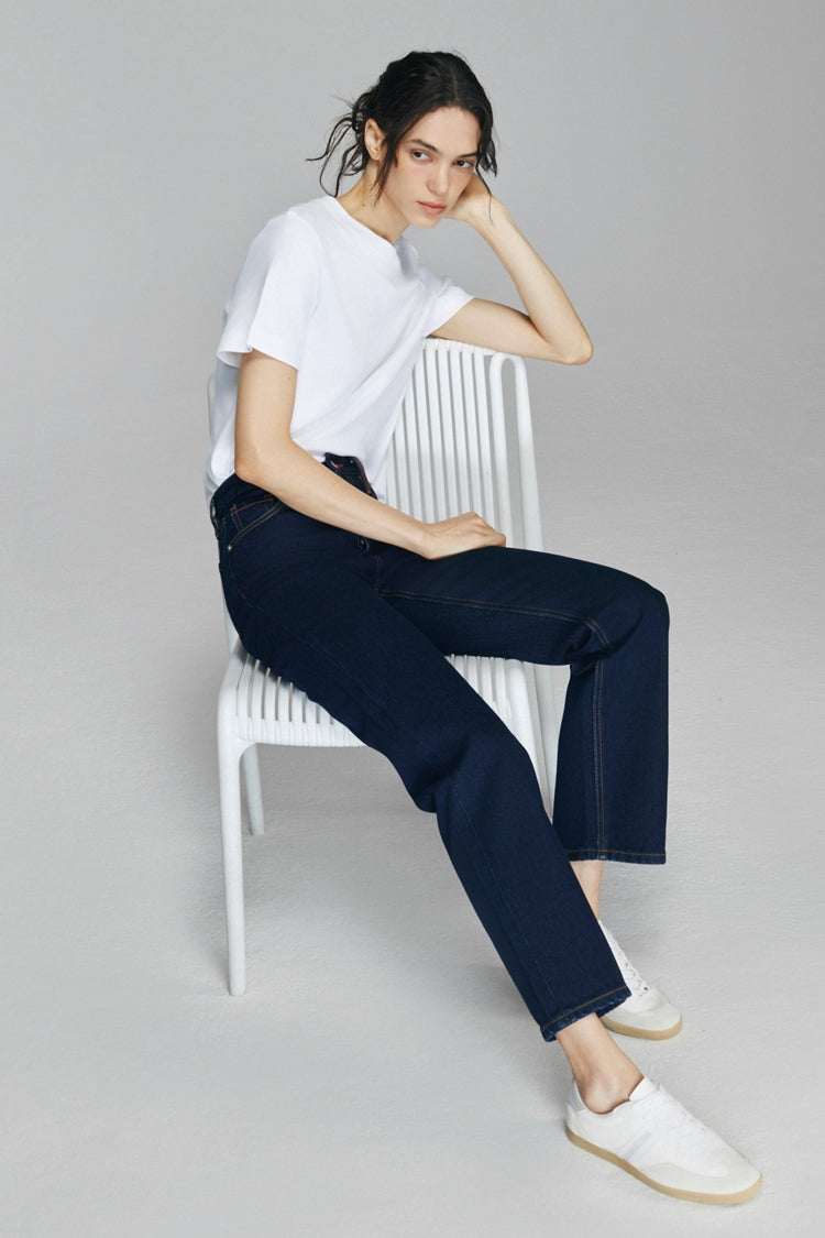 Manhattan High Rise Straight Ankle Jeans