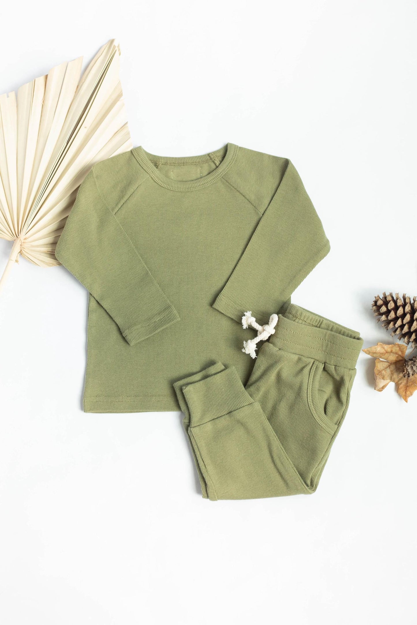Cozy Ribbed Cotton Set for Kids - Perfect Holiday Gift for Baby and Kids