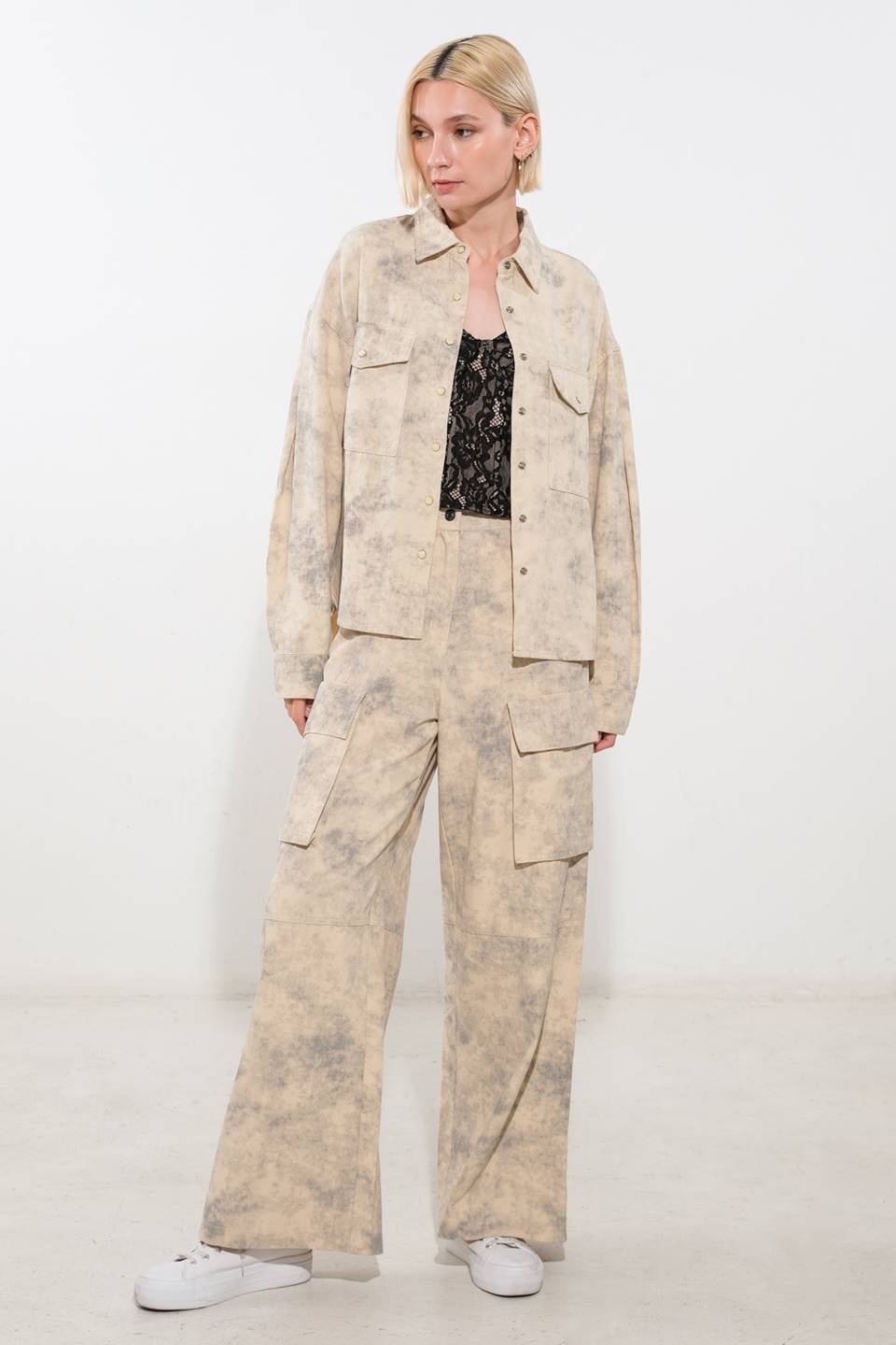 IN THE SPOTLIGHT WOVEN TOP - Mack & Harvie