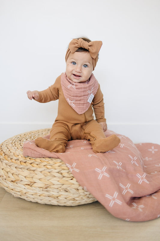 Just Peachy Muslin Bib - Mack & Harvie