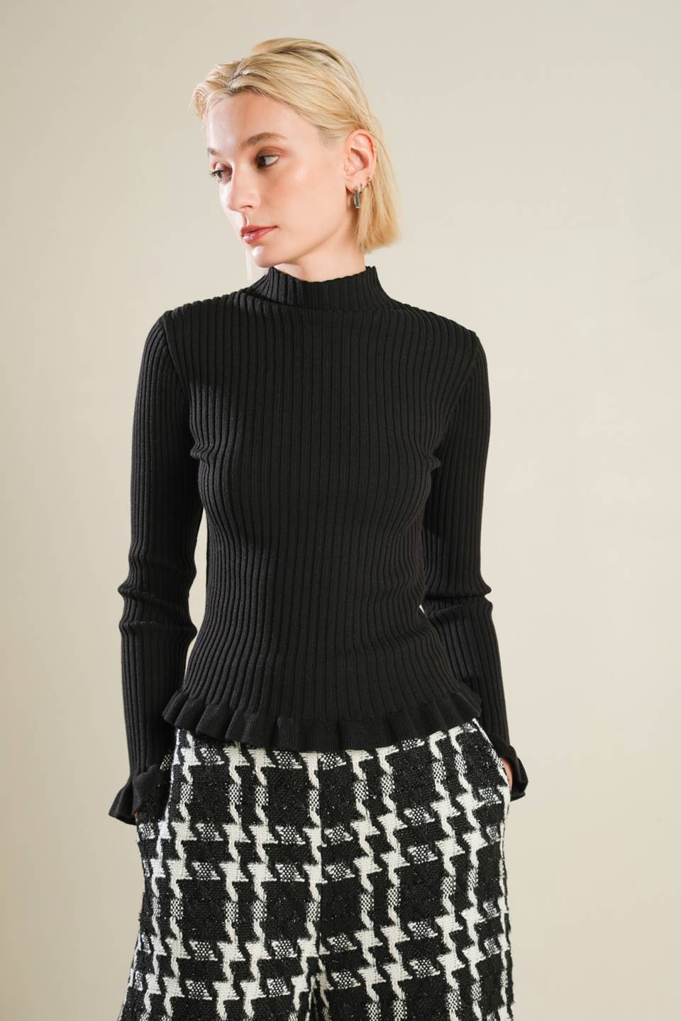KISS ME IN THE MORNING SWEATER TOP - Mack & Harvie