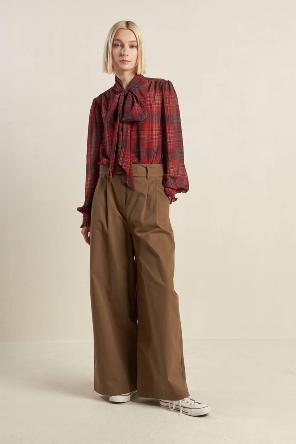 LOVELY INTUITION WOVEN PLAID TOP - Mack & Harvie