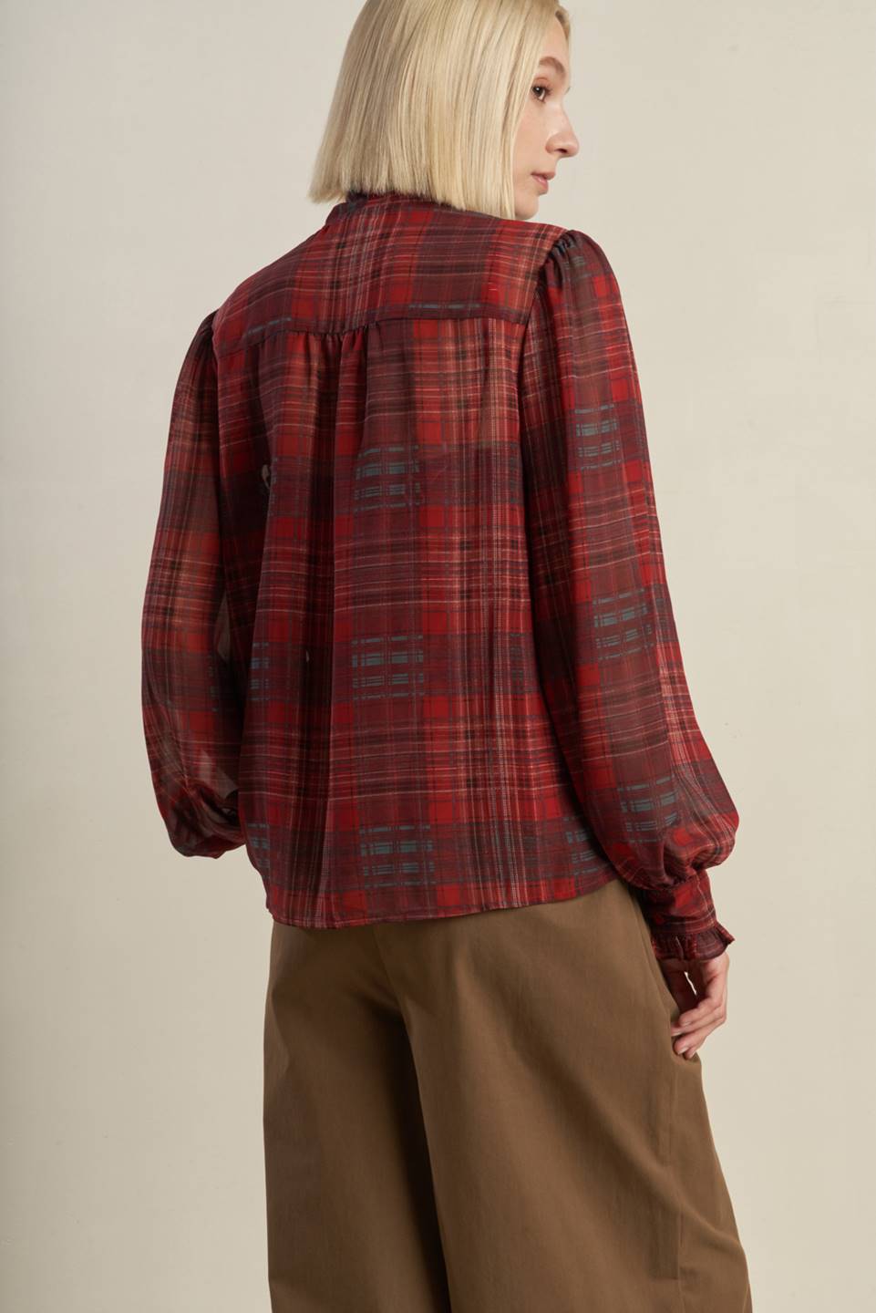 LOVELY INTUITION WOVEN PLAID TOP - Mack & Harvie