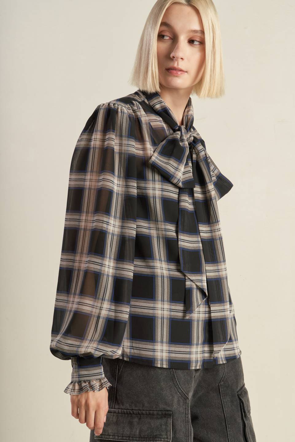 LOVELY INTUITION WOVEN PLAID TOP - Mack & Harvie