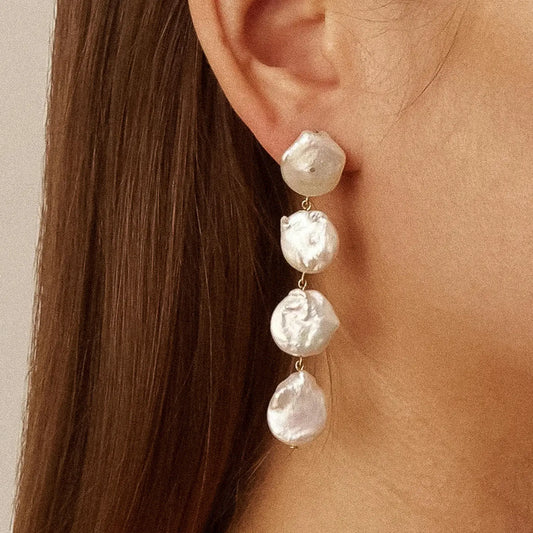 Eloise Pearl Drop Earring