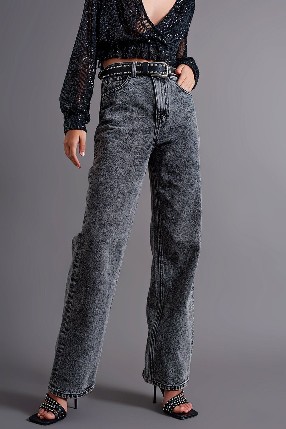 Mom Jeans With High Waist in Black - Mack & Harvie