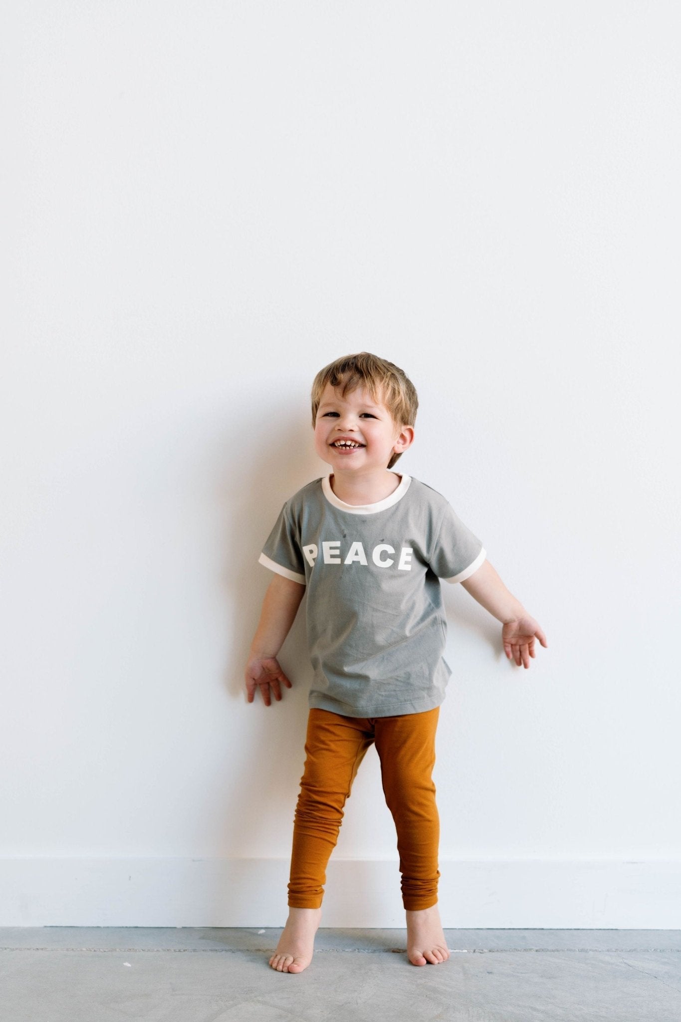 Peace Everyday Ringer - Mack & Harvie