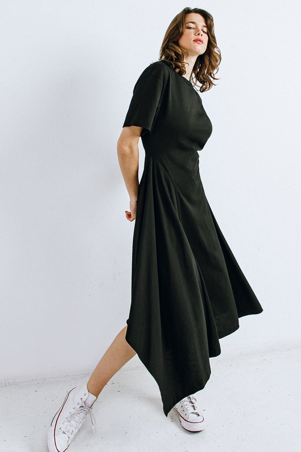 RIGHT ON CUE KNIT MIDI DRESS - Mack & Harvie