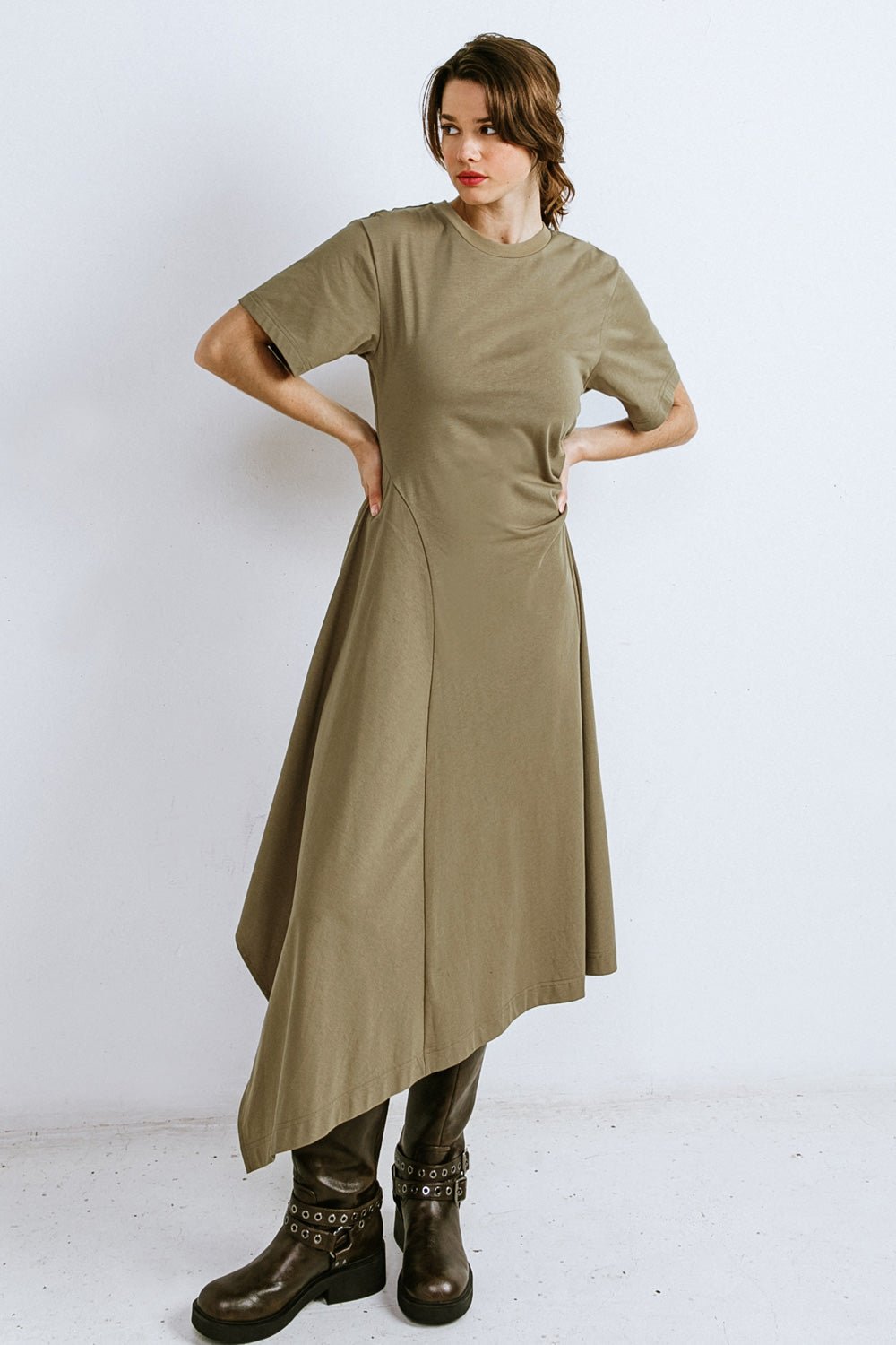 RIGHT ON CUE KNIT MIDI DRESS - Mack & Harvie