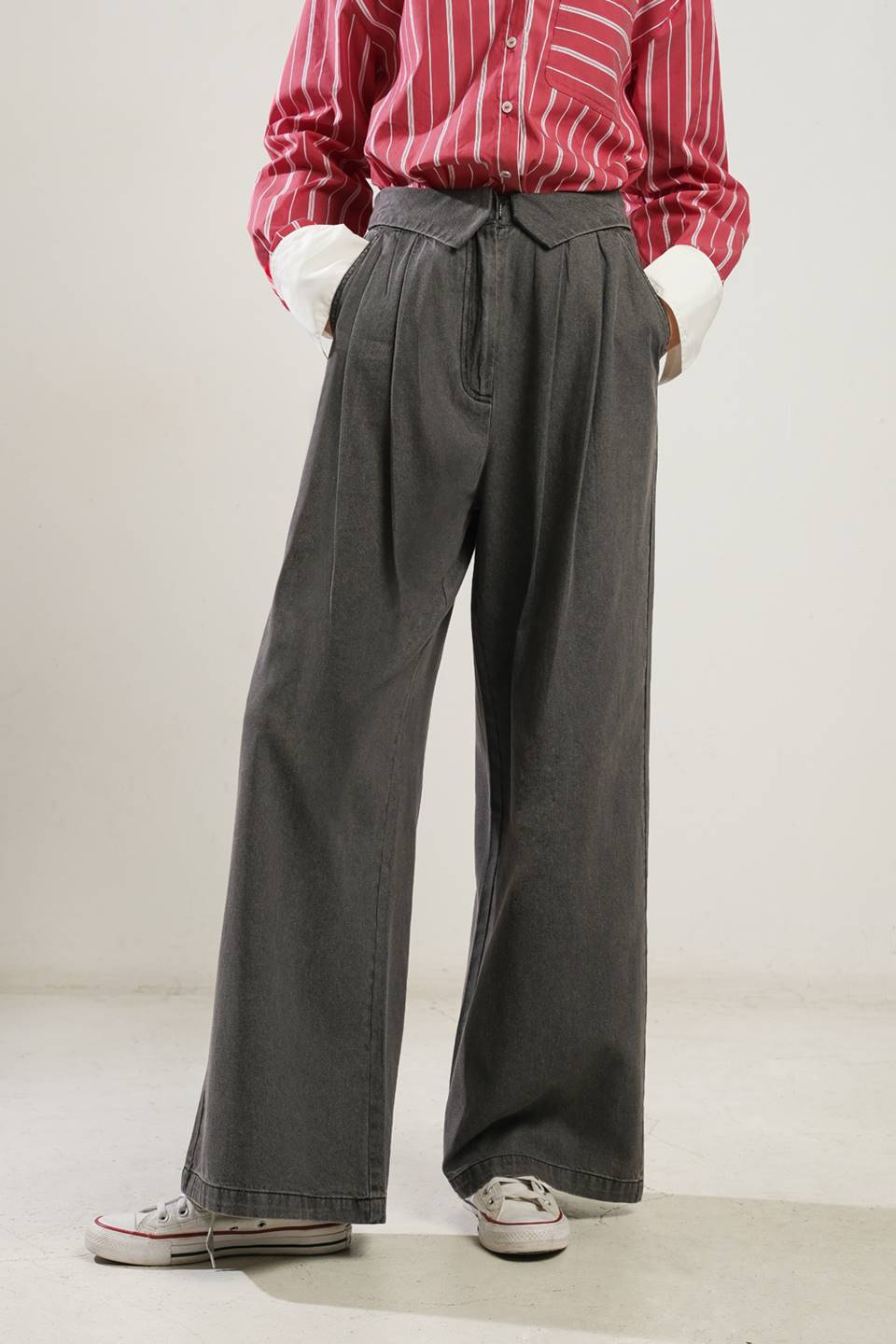 WEEKEND WANDERER DENIM PANTS - Mack & Harvie