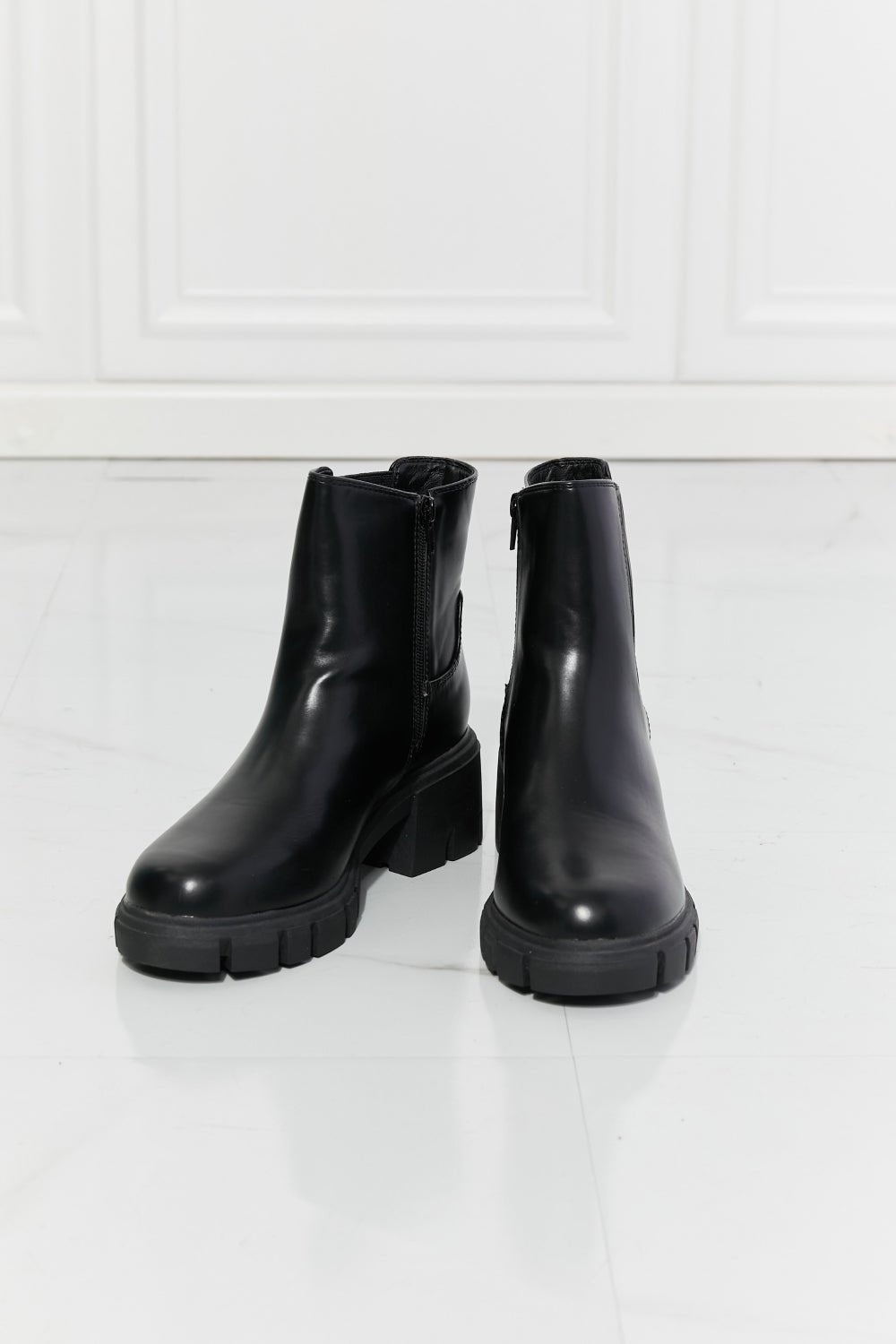 What It Takes Lug Sole Chelsea Boots in Black - Mack & Harvie