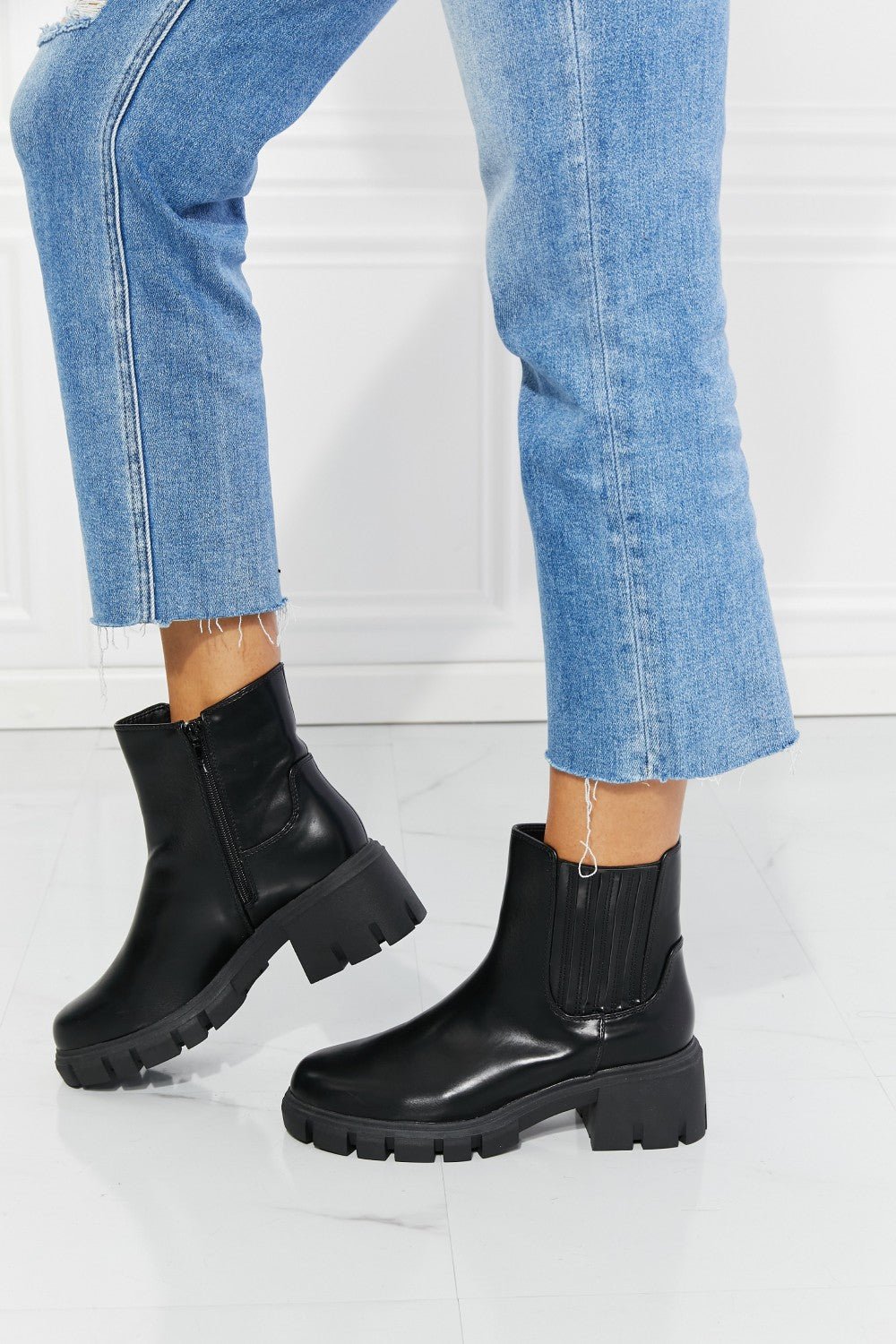 What It Takes Lug Sole Chelsea Boots in Black - Mack & Harvie