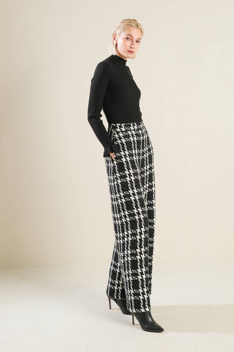 WHEN I'M WITH YOU WOVEN PANTS - Mack & Harvie