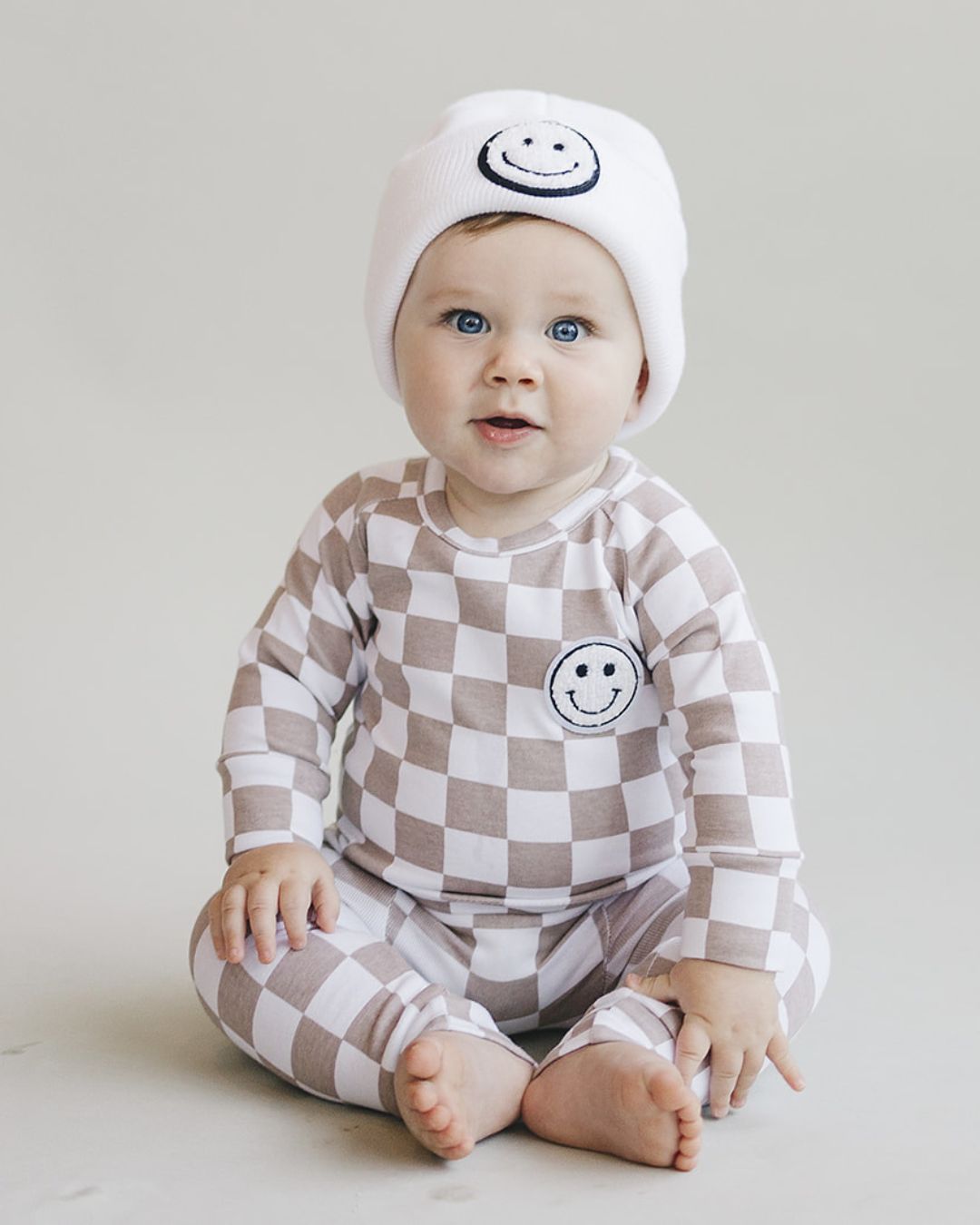 Checkered Smiley Lounge Set | Latte - Mack & Harvie