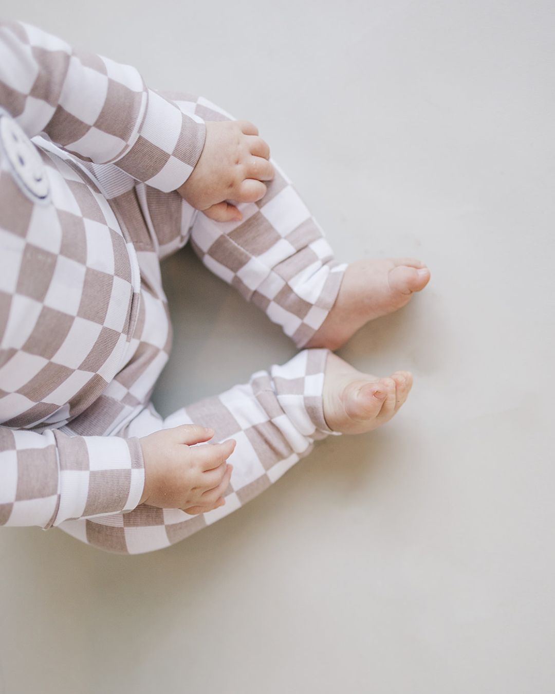 Checkered Smiley Lounge Set | Latte - Mack & Harvie