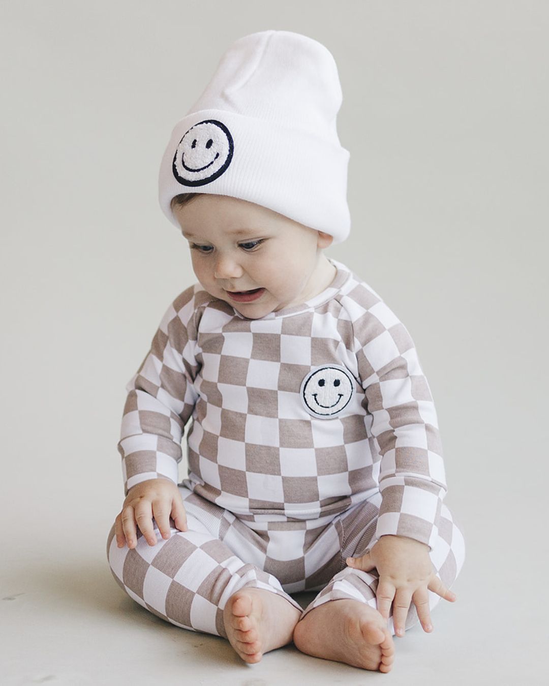 Checkered Smiley Lounge Set | Latte - Mack & Harvie