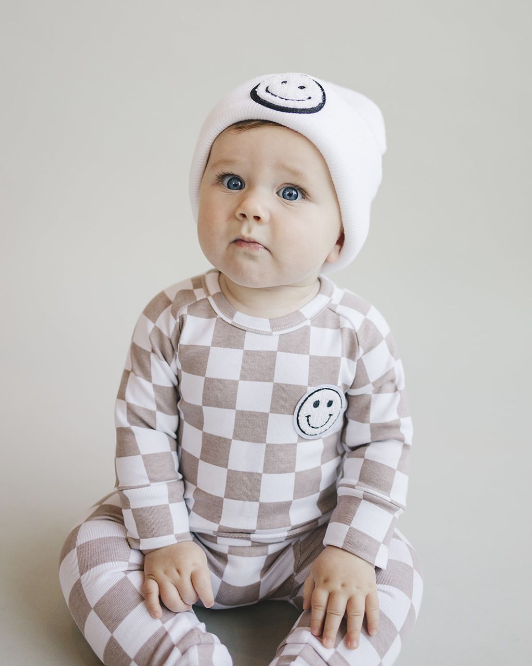 Checkered Smiley Lounge Set | Latte - Mack & Harvie