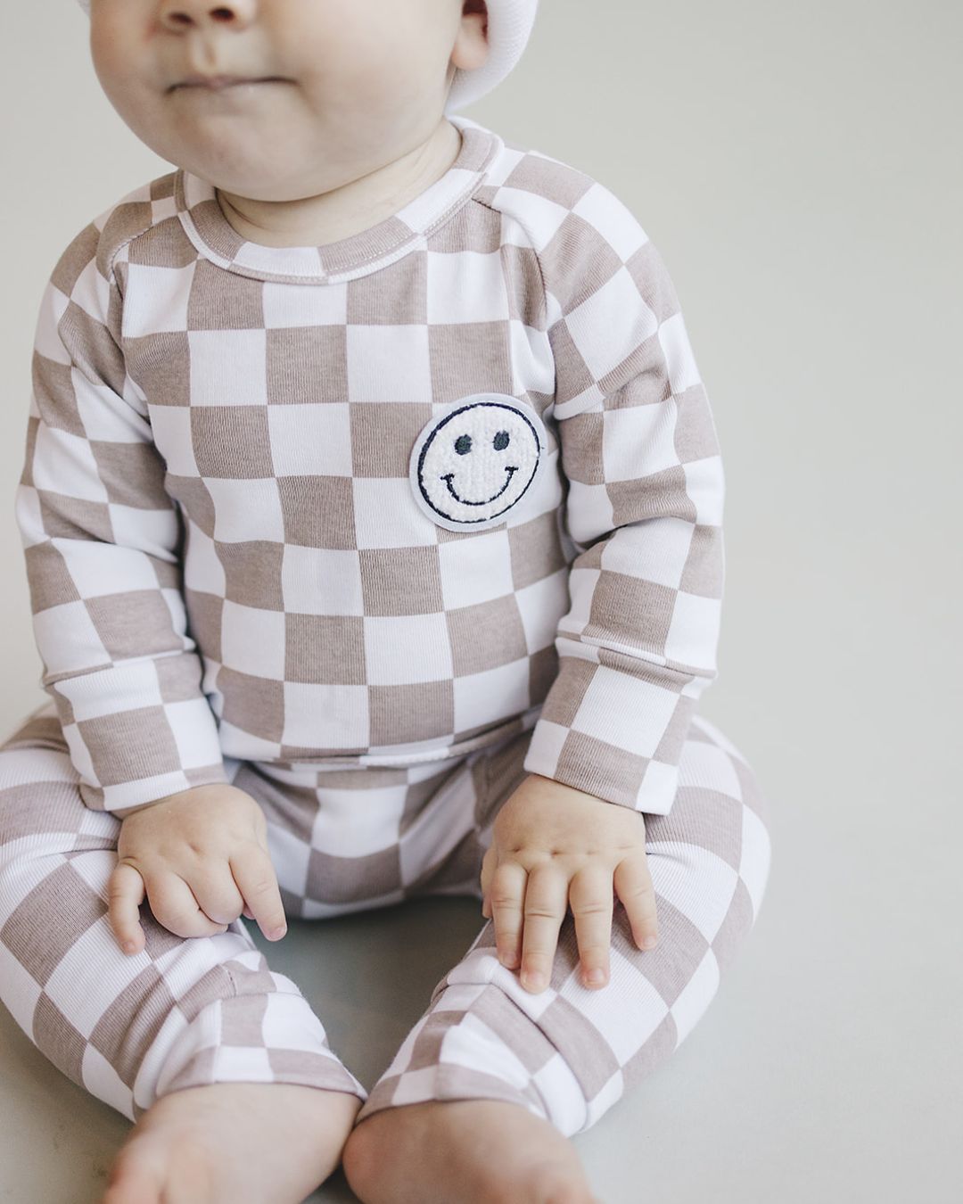 Checkered Smiley Lounge Set | Latte - Mack & Harvie
