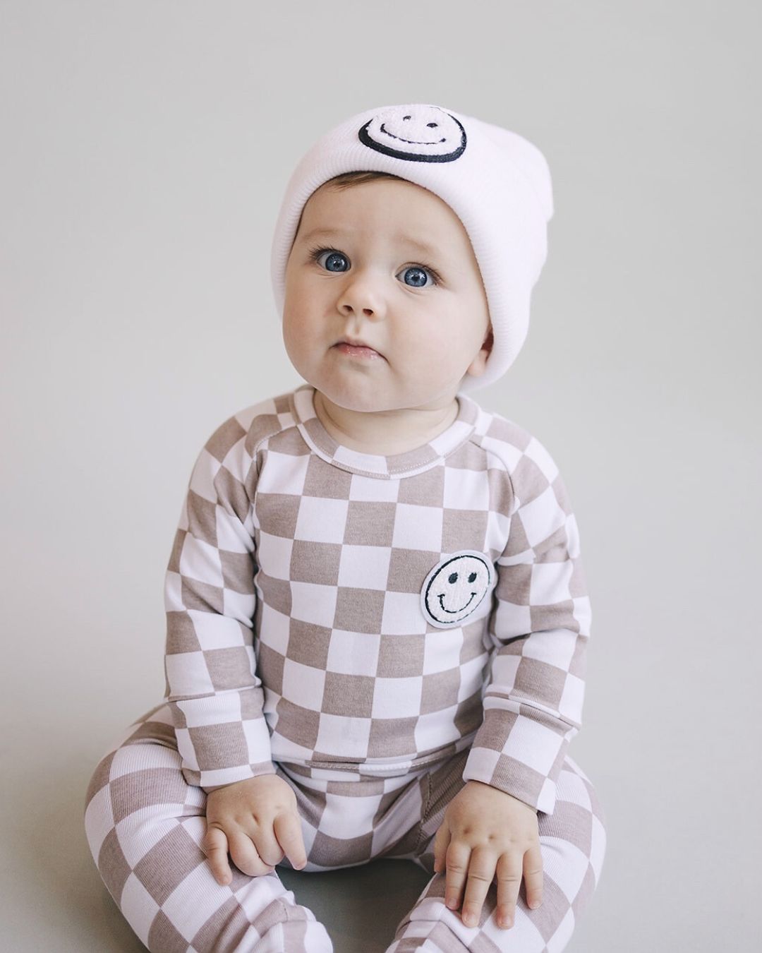 Checkered Smiley Lounge Set | Latte - Mack & Harvie