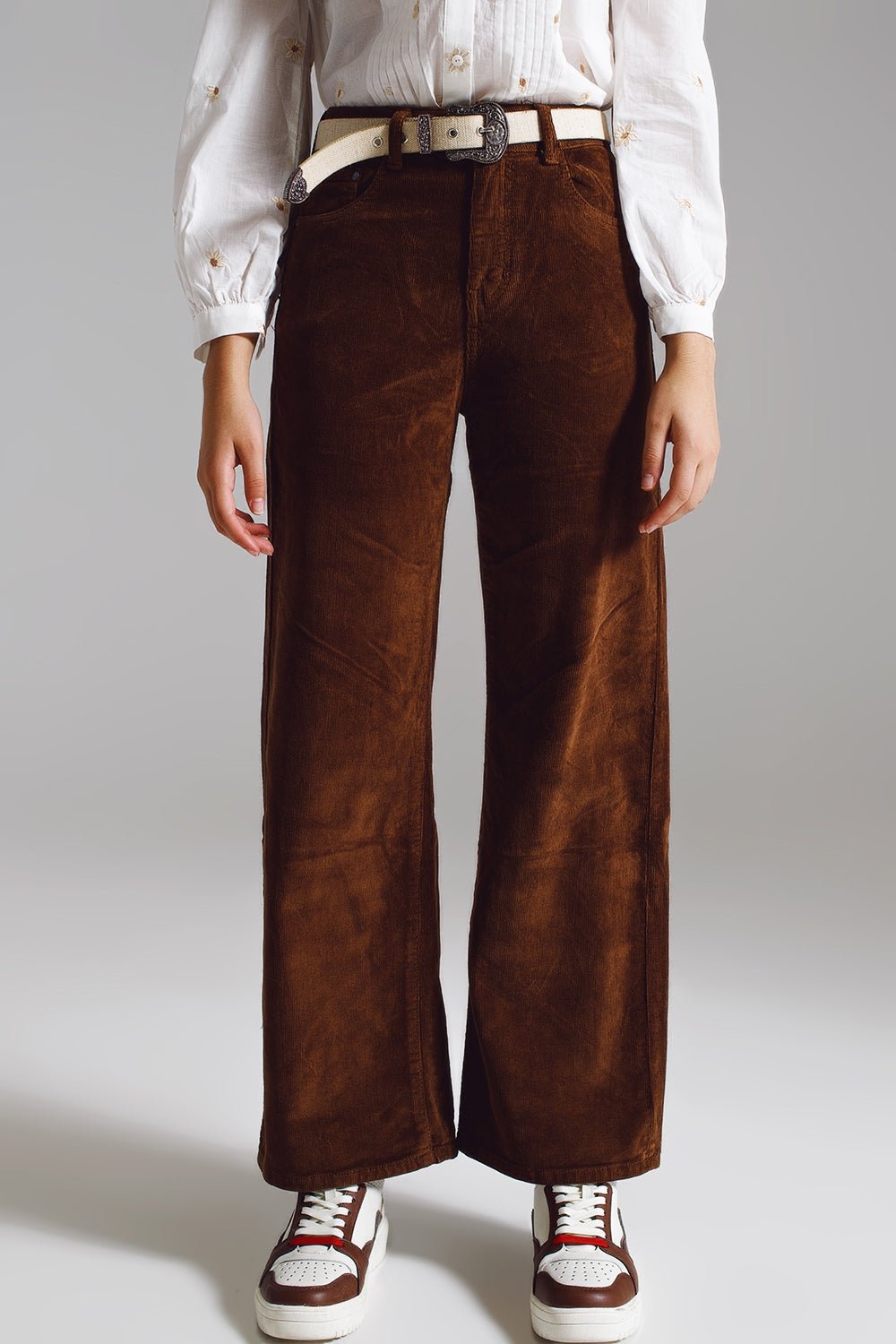 Cropped Cord Pants in Brown - Mack & Harvie