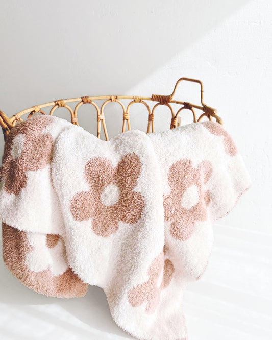 Daisy Fuzzy Blanket | Latte - Mack & Harvie
