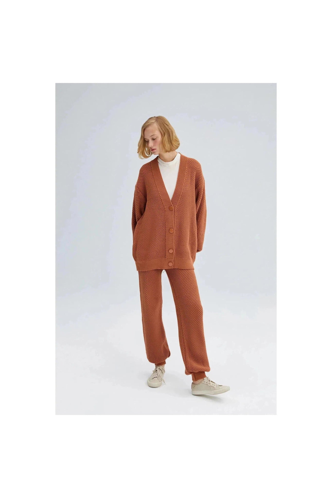 EYELET CARDIGAN TROUSERS SET - Mack & Harvie