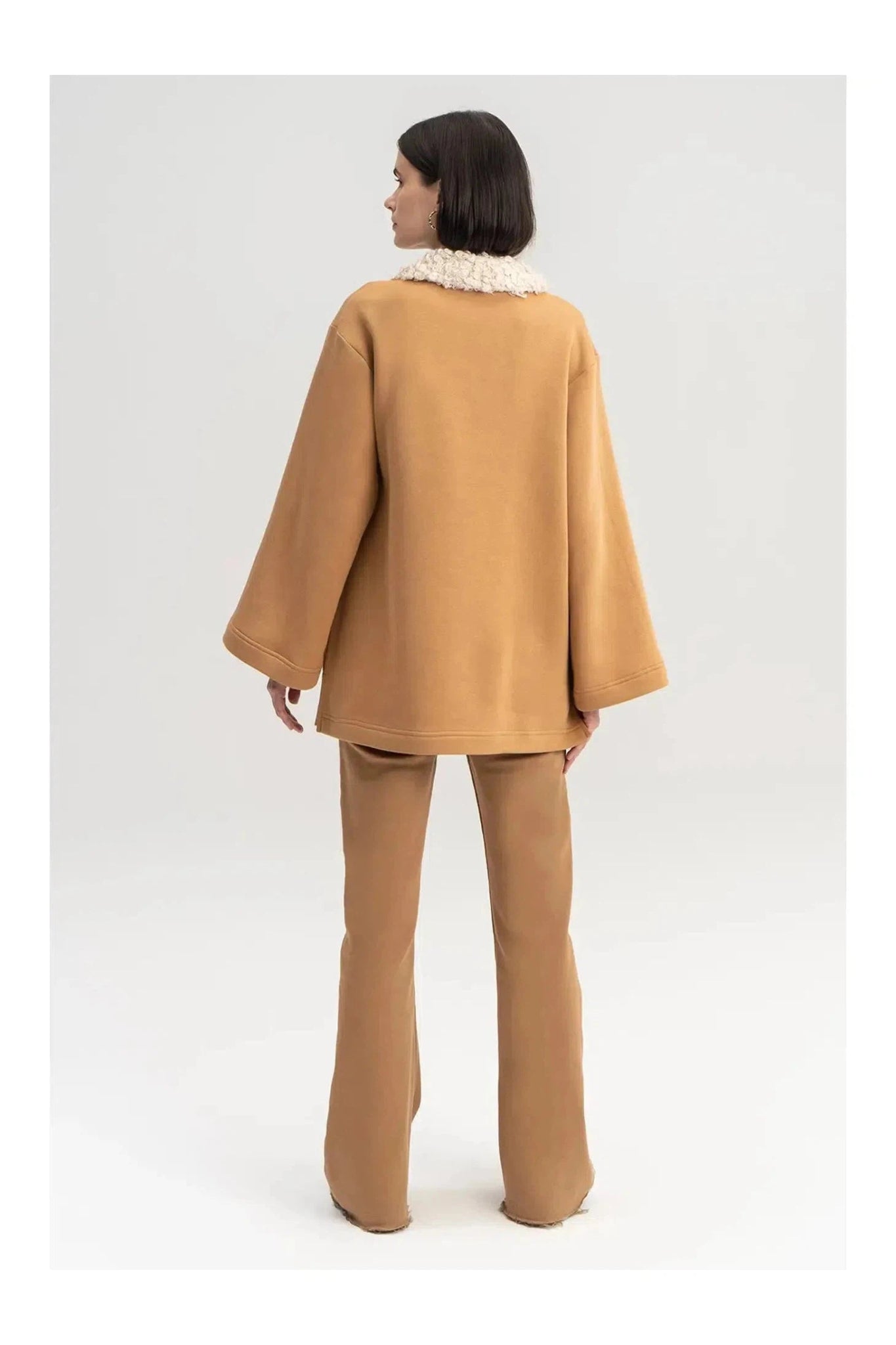 FAUX FUR COLLAR SWEATSHIRT - Mack & Harvie