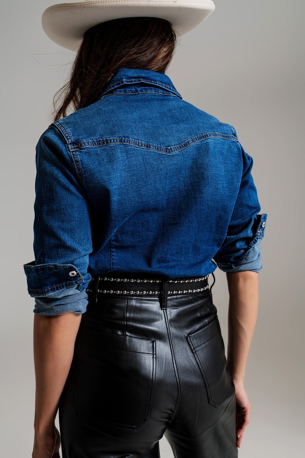 Fitted Denim Shirt With Black Graphic Details With Strass - Mack & Harvie
