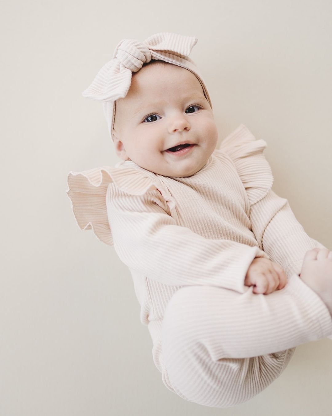 Flutter Sleeve Baby Bodysuit | Vanilla - Mack & Harvie