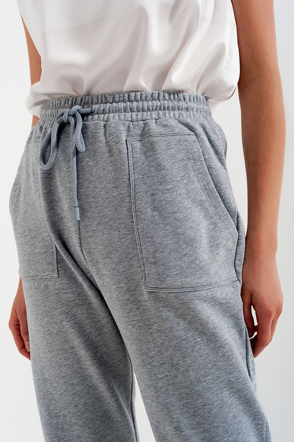 Joggers With Elastic Waist Band in Gray - Mack & Harvie