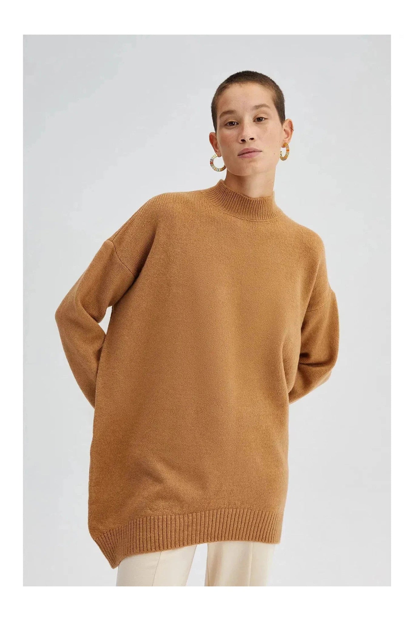 KNITTING JUMPER WITH OFF SHOULDER - Mack & Harvie