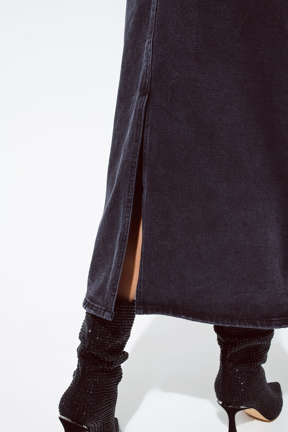 Maxi Black Denim Skirt With a Split on the Back - Mack & Harvie