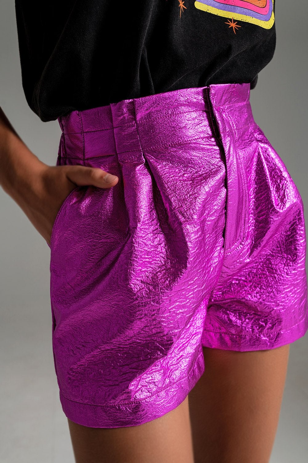 Metallic Shorts With Front Dart in Fuchsia - Mack & Harvie