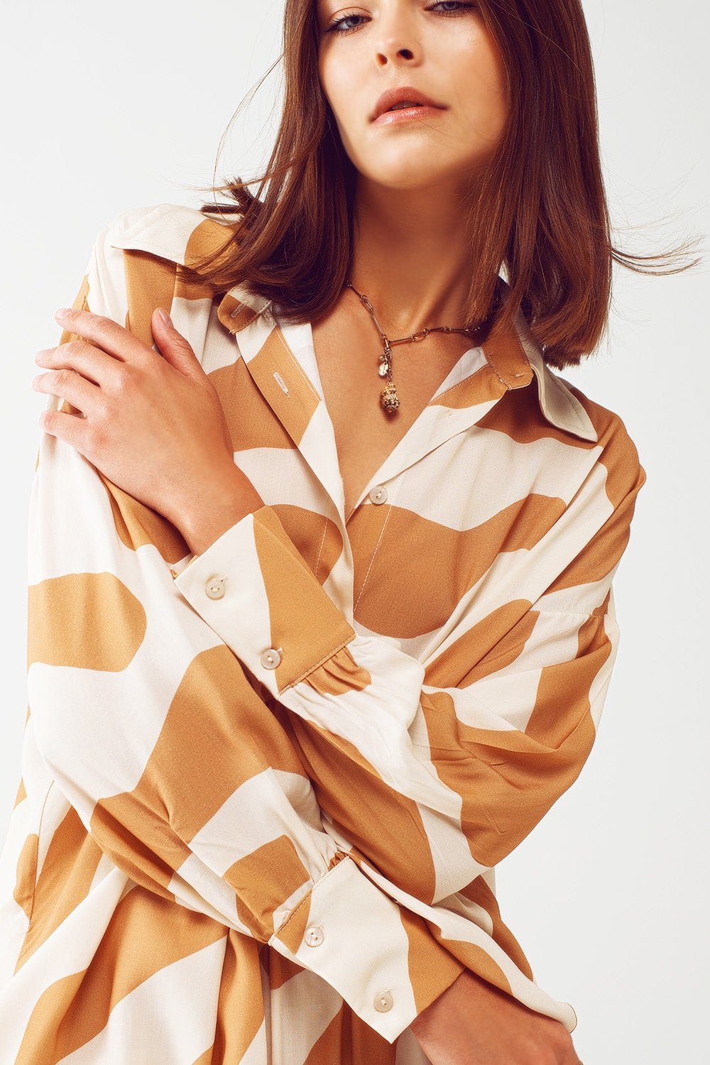 Relaxed Shirt in Beige Abstract Print - Mack & Harvie