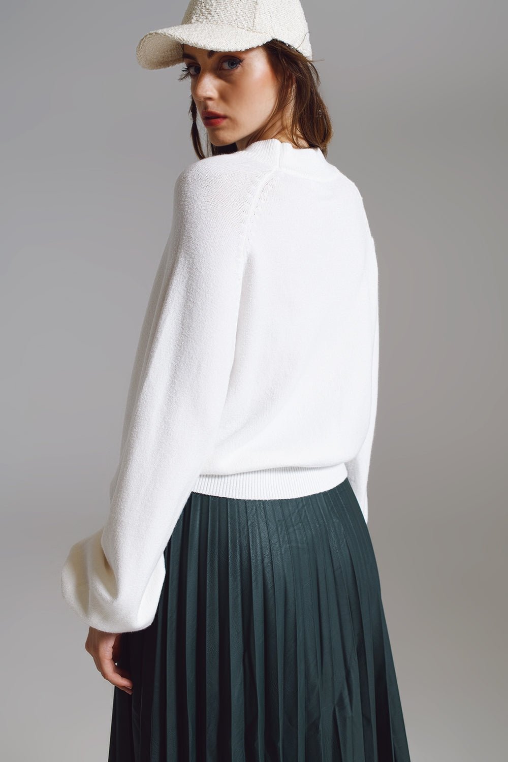 Relaxed Style White Jumper With Balloon Sleeves - Mack & Harvie