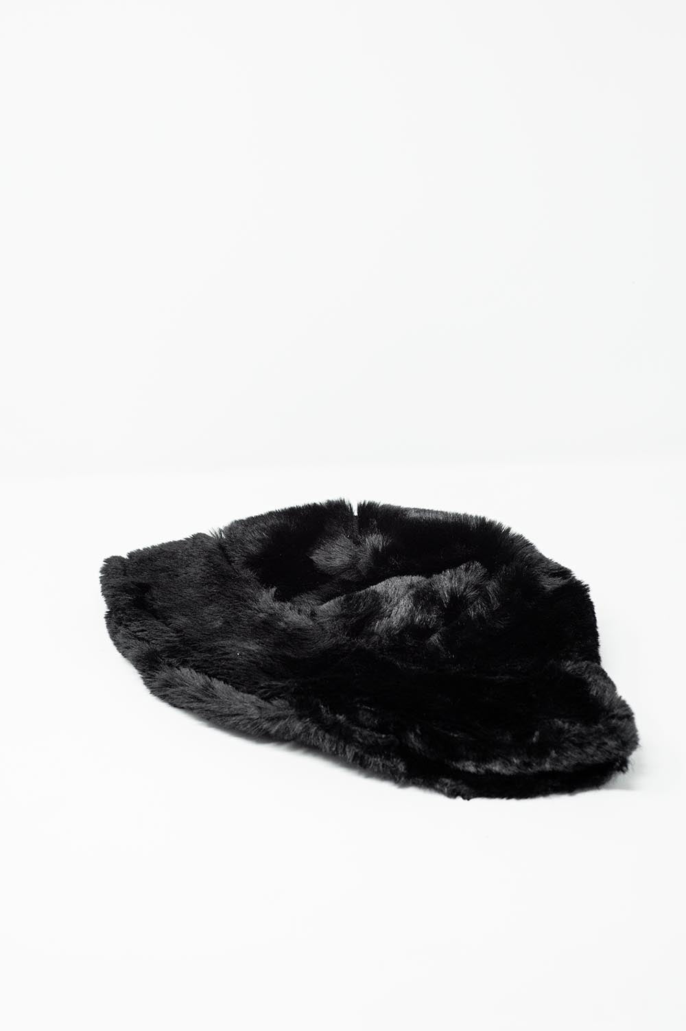 Reversible Bucket Hat in Black With Teddy Turn Up - Mack & Harvie