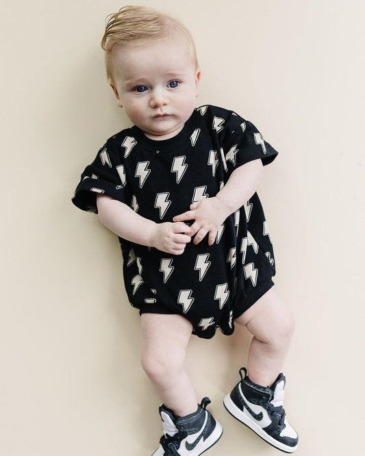 Short Sleeve Bubble Romper | Black Bolts - Mack & Harvie