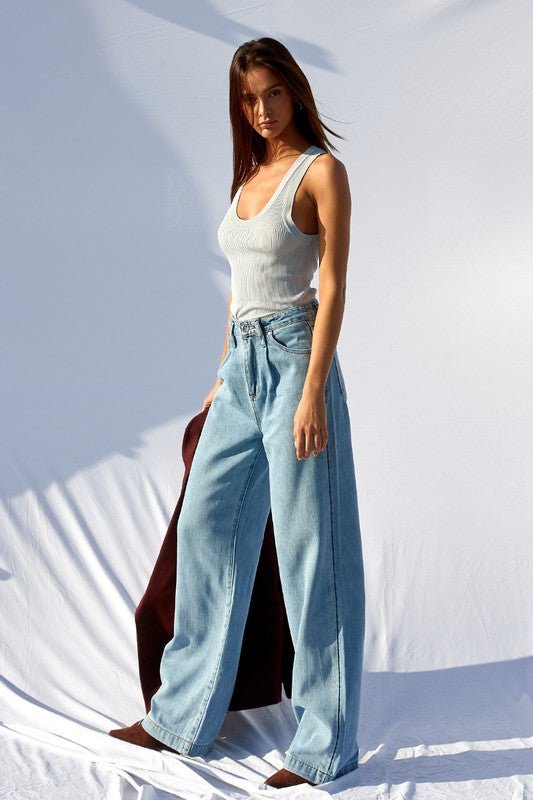 Super High Waist Wide Straight Jeans - Mack & Harvie