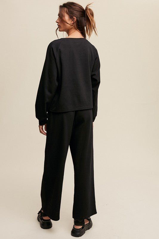 V-neck Sweatshirt and Pants Set - Mack & Harvie