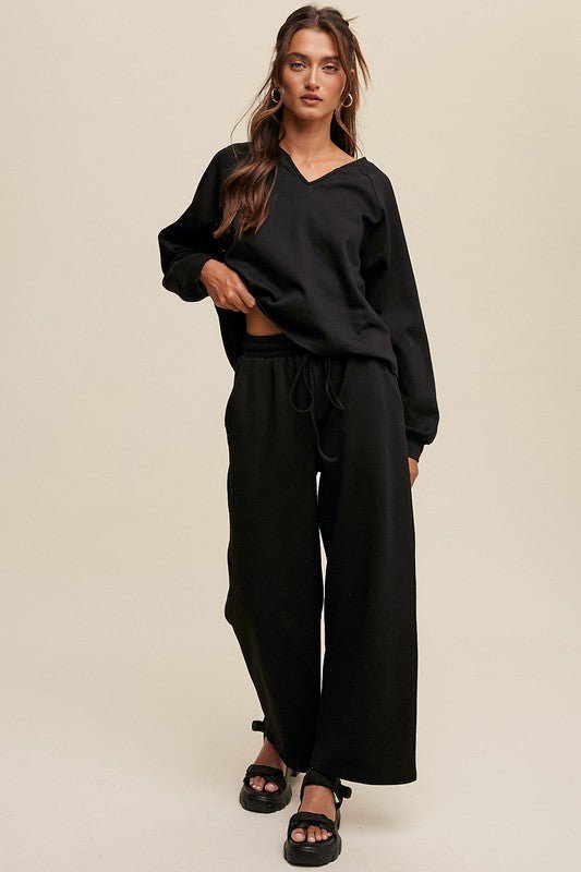 V-neck Sweatshirt and Pants Set - Mack & Harvie