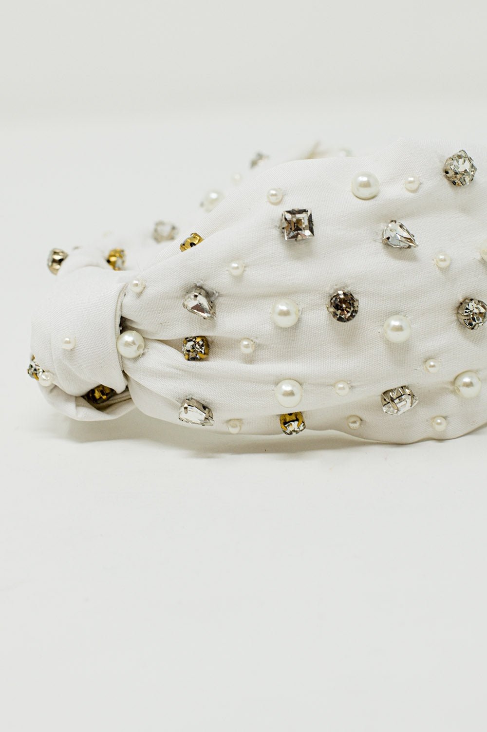 White Headband With Embellished Pearls and Strass - Mack & Harvie
