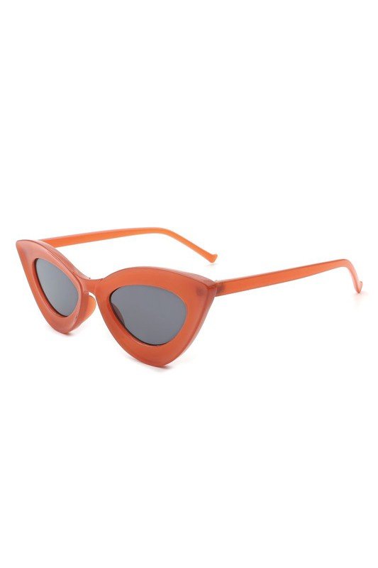 Women Retro Cat Eye Fashion Sunglasses - Mack & Harvie